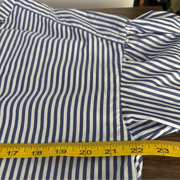 ❤️Gap Blue Striped Women's Top M - Picture 8 of 10